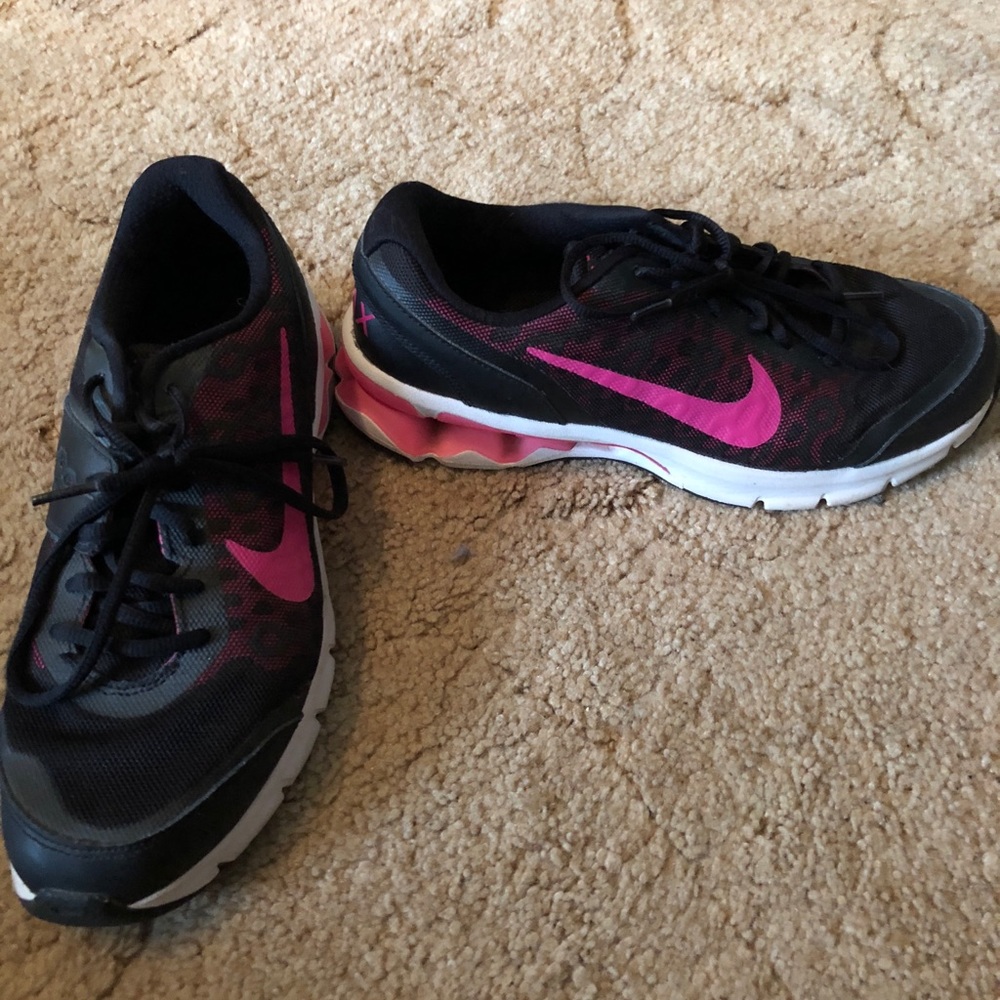 Nike Reax